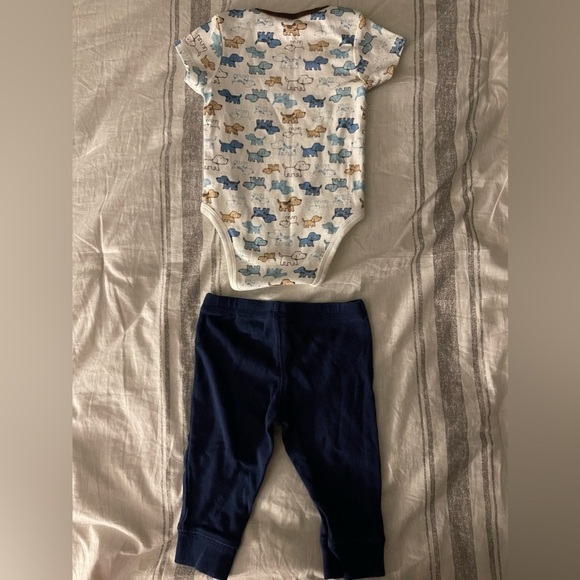 Little Me/Carters | bundle outfit | baby boy 6 mo - Picture 4 of 6